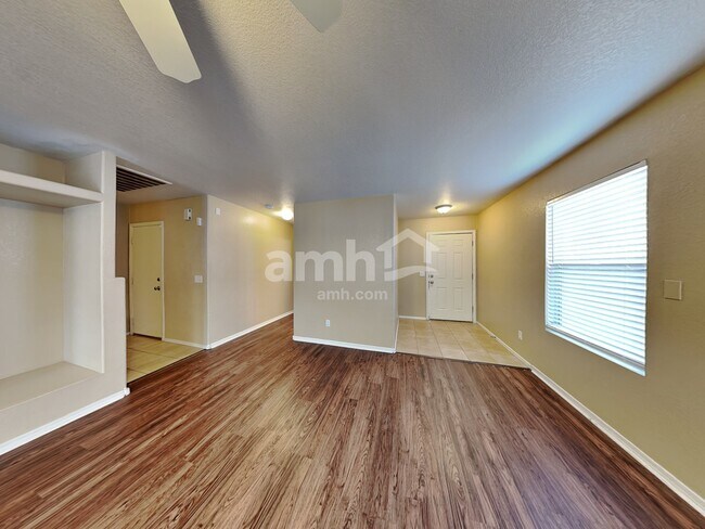 Building Photo - 11510 E Flower Avenue