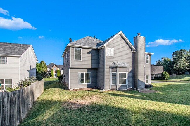 Foto del edificio - 395 Sugarberry Ln