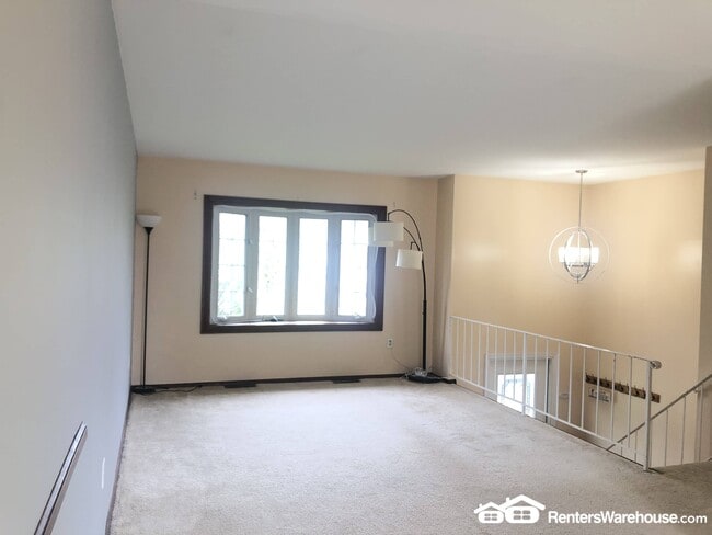 Building Photo - 2263 Misthaven Ln