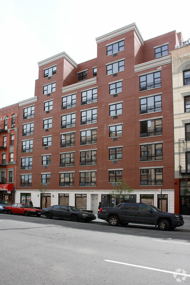 Building Photo - 1405 Fifth Avenue