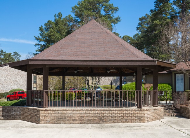 Building Photo - Windsor Park Apartments