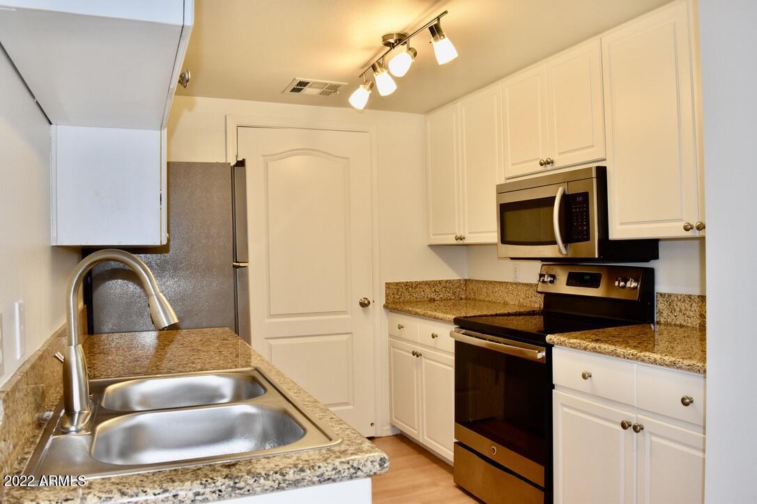 Foto principal - 1701 E Colter St