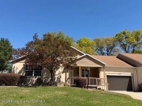 Building Photo - 3660 N Laurelwood Loop