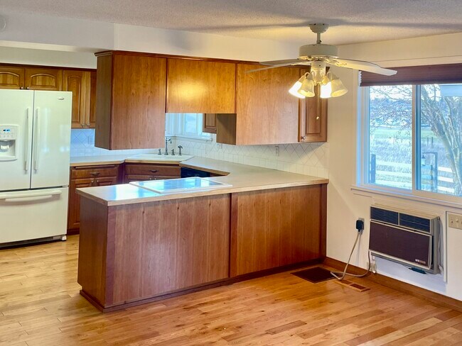 Foto del edificio - 6017 E 37th Ave