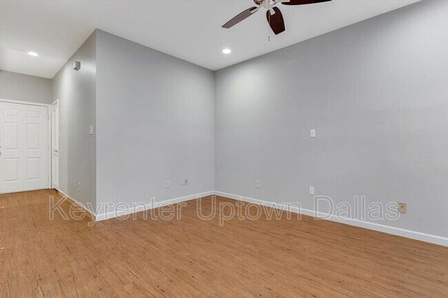 Building Photo - 5100 Verde Valley Ln