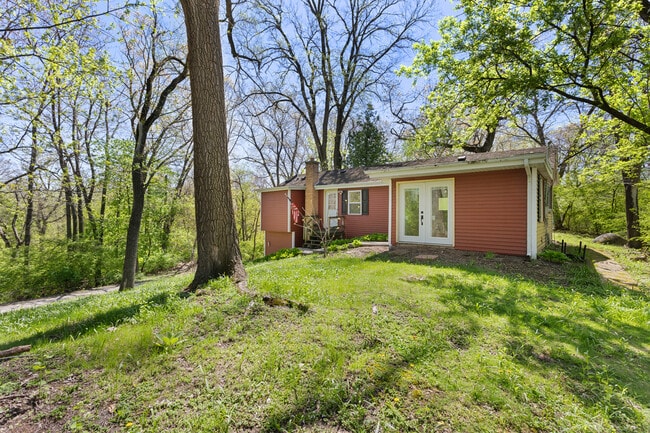 Building Photo - 1010 S Osage Dr