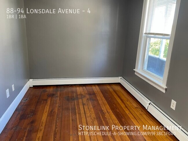 Building Photo - 88-94 Lonsdale Avenue
