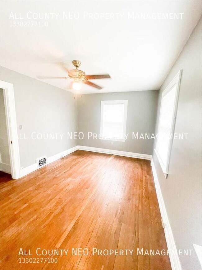 Foto del edificio - 3349 Altamont Rd