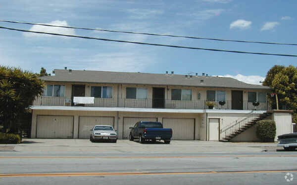 Building Photo - 990 Keltner Ave