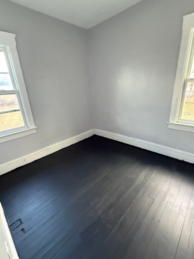 Foto del edificio - 1417 E 175th St