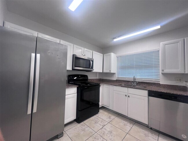 Foto del edificio - 3019 Casselwood St
