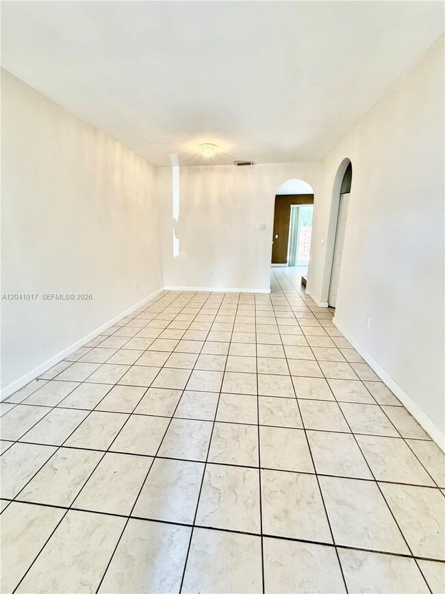 Foto del edificio - 5770 NW 113th Pl