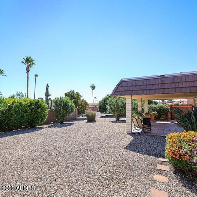 Building Photo - 16209 N Desert Holly Dr