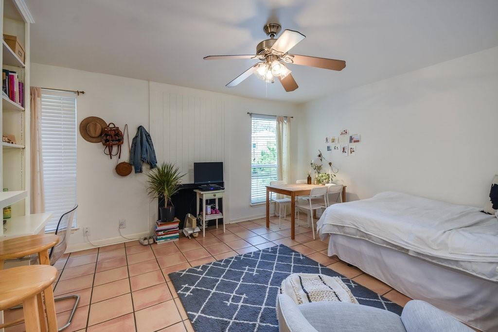 Foto principal - 1000 W 26th St