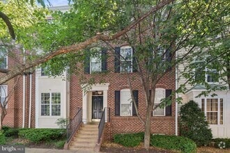 Building Photo - 1546 Northern Neck Dr