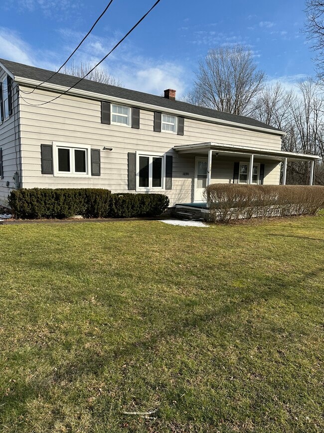 Building Photo - 1720 Canandaigua Rd