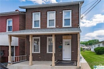 Building Photo - 358 Broad St