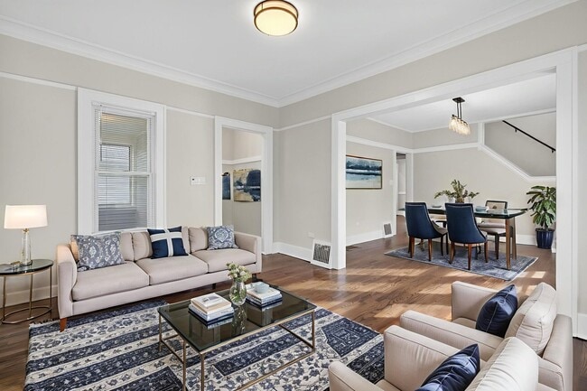 Building Photo - 741 S Jackson St