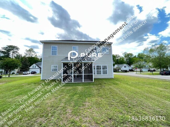 Building Photo - Spacious 4BD in Plum Creek!