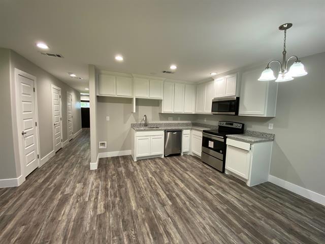Building Photo - 413 S Fannin Ave