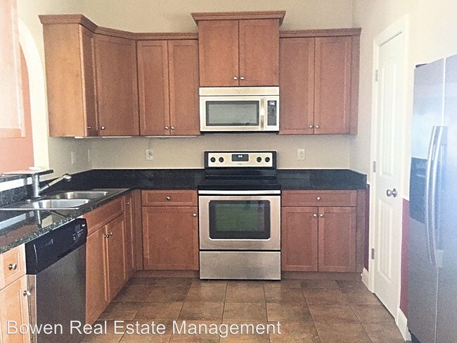Building Photo - 2 br, 2.5 bath House - 114 Parrot Landing