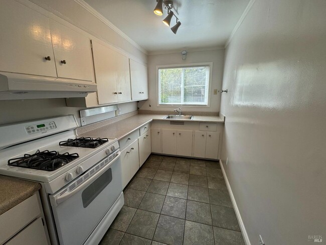 Building Photo - 506 Spring Street Unit A