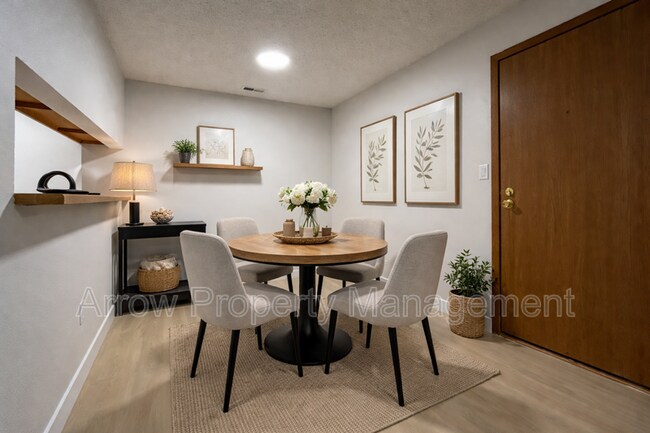 Foto del edificio - 2334 N 44th St