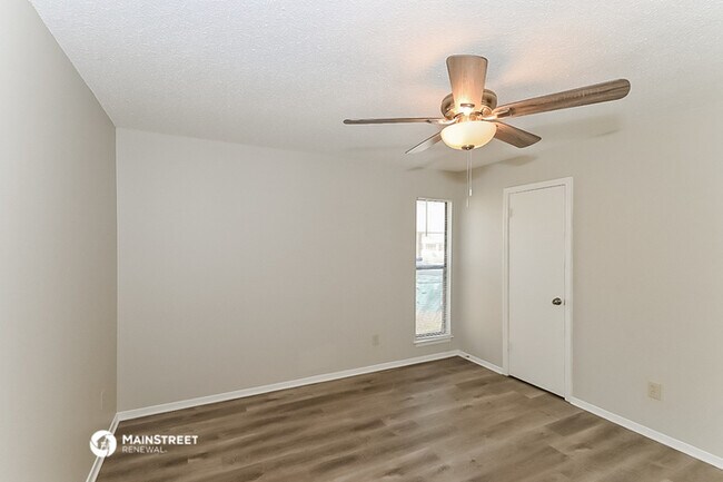 Building Photo - 3103 Greenbranch Dr
