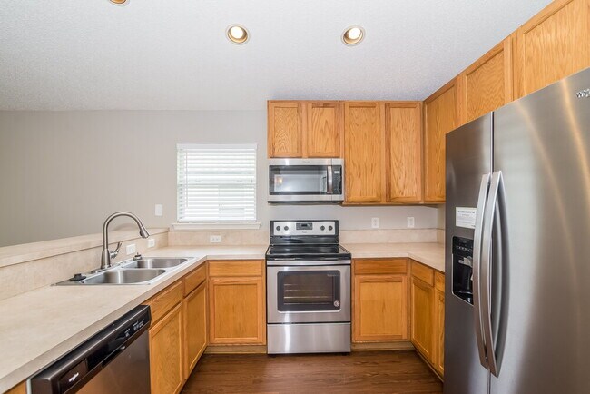 Building Photo - 2929 Piedmont Manor Dr