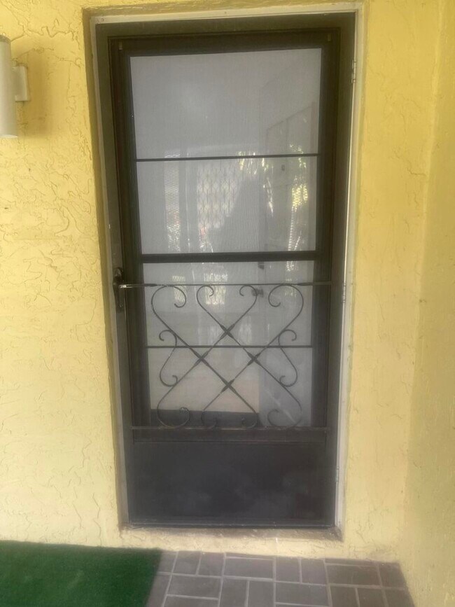 Foto del edificio - 202 Sparrow Dr