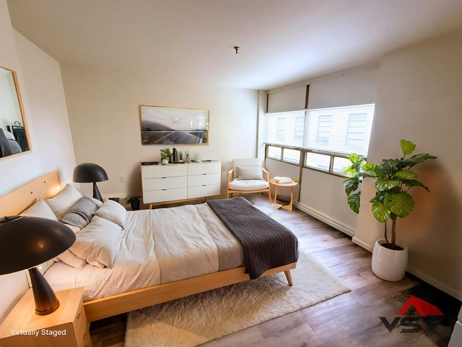 Building Photo - Affordable, Spacious Living at Flyers Land...