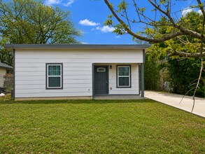 Building Photo - 455 Lincolnshire Dr