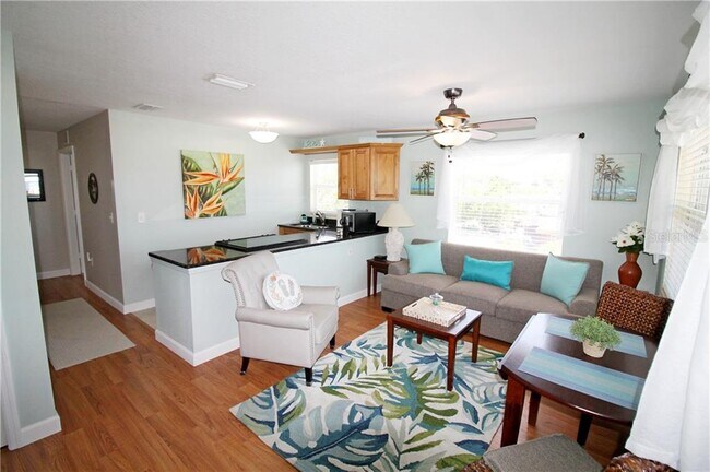 Foto del edificio - 5601 Shore Blvd S