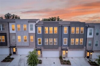 Building Photo - 1445 Creekside Cir NW
