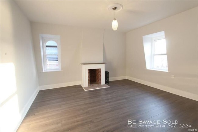 Foto del edificio - 277 Warburton Ave - 3 - 1 bed, 1 full bath