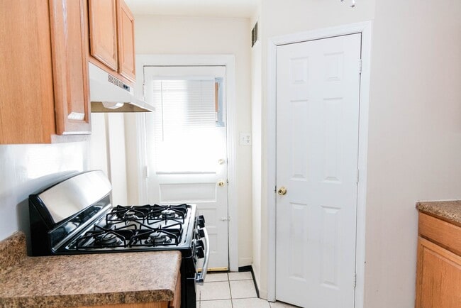 Foto del edificio - 1518 Porter St