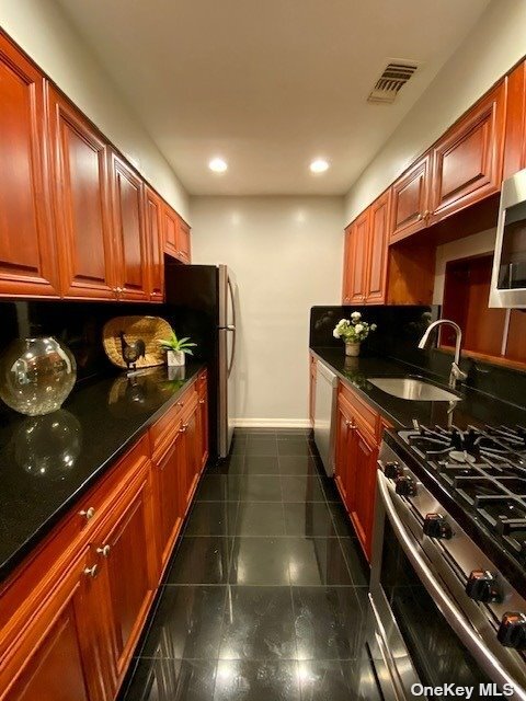 Building Photo - 368 Lake Pointe Dr