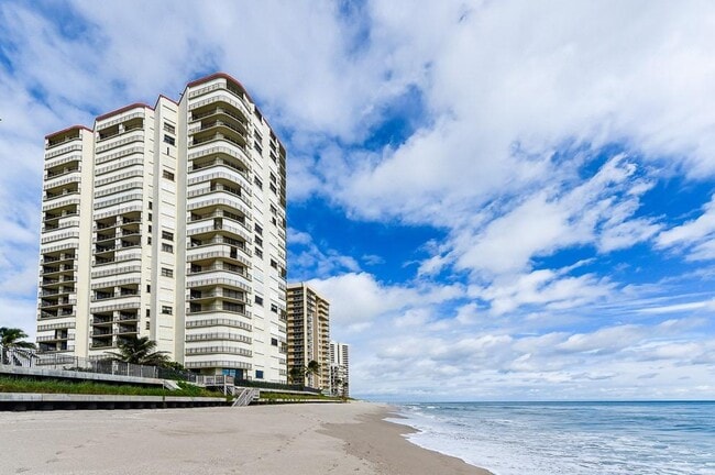 Building Photo - 5420 N Ocean Dr