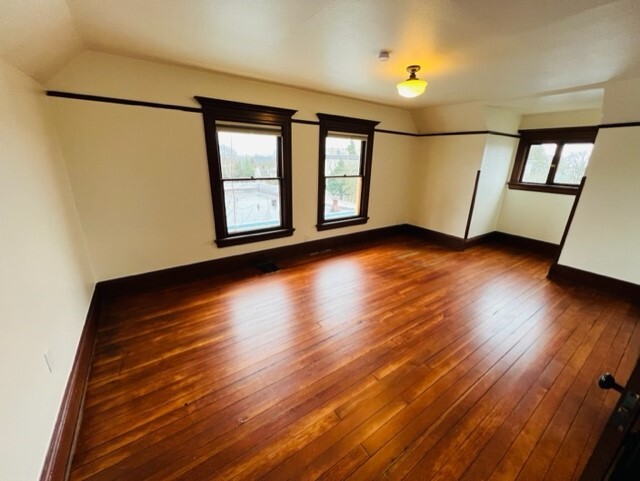 Foto del edificio - 1319 N 4th St