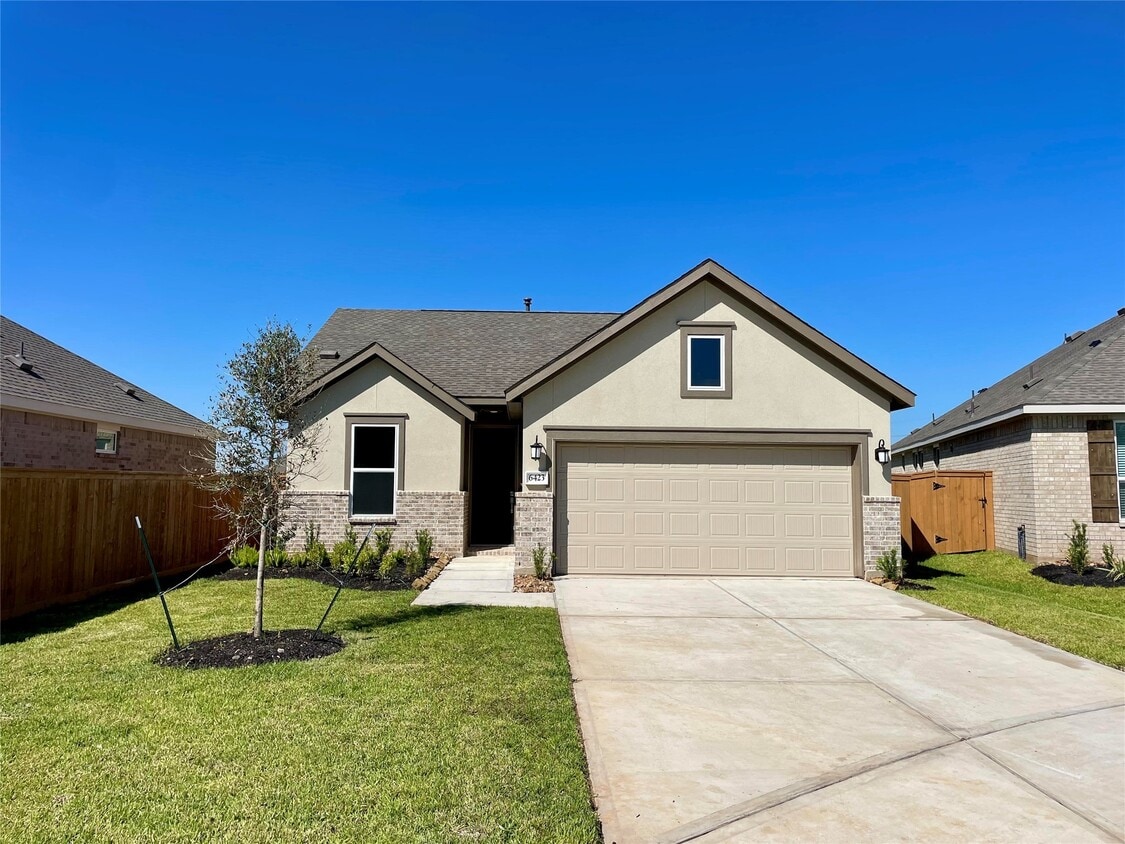 Foto principal - 6423 Symphony Wave Dr