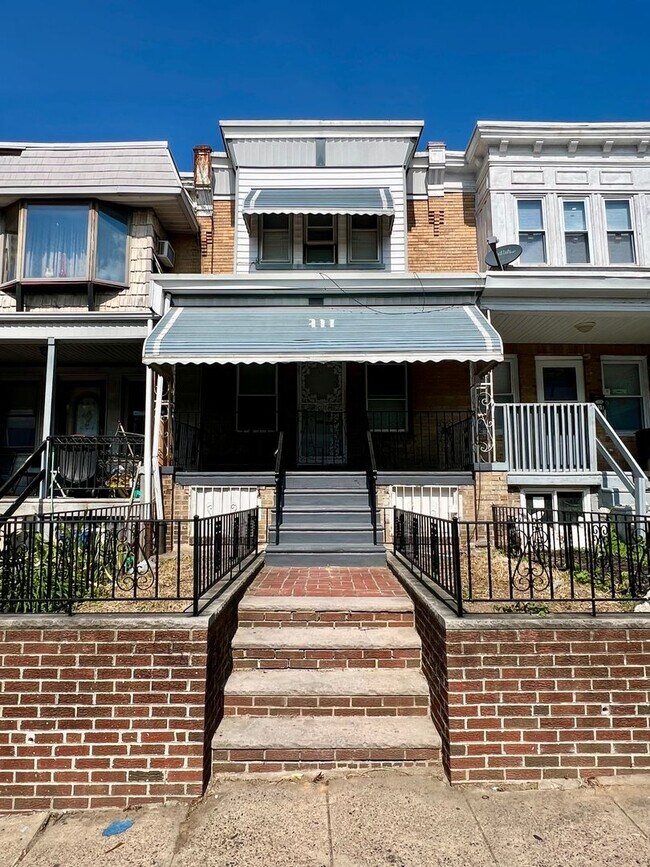 Foto del edificio - PHA Accepted! Stunning 3-Bedroom Townhome ...