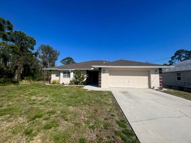 Building Photo - 1126 Calmar Ave