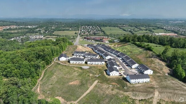  - Steele Landing Townhome Rentals