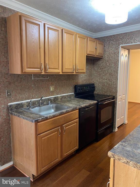 Foto del edificio - 8009 Mandan Rd