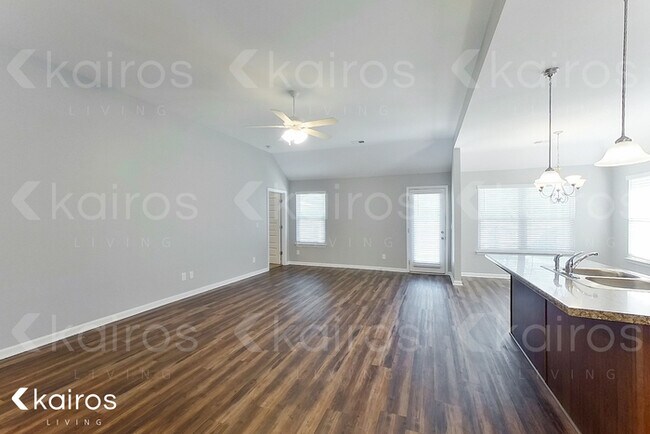 Foto del edificio - 6951 Brightwell Ln