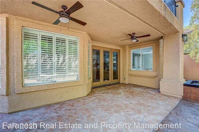 Building Photo - 5 br, 3.5 bath House - 1833 Dolce Dr