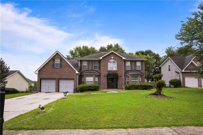 Building Photo - 2224 Eagles Nest Cir