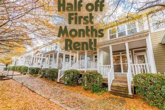 Half Off First Month's Rent! - 1105 Druid Ave