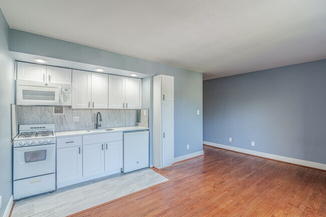 Foto del edificio - 1931 N Cleveland St