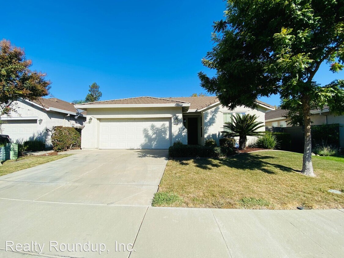 Primary Photo - 3 br, 2 bath House - 3017 Tree Swallow Cir